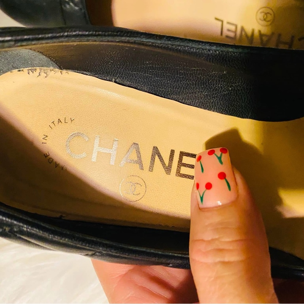 Chanel Black Quilted Women's Heels s - Picture 4 of 5
